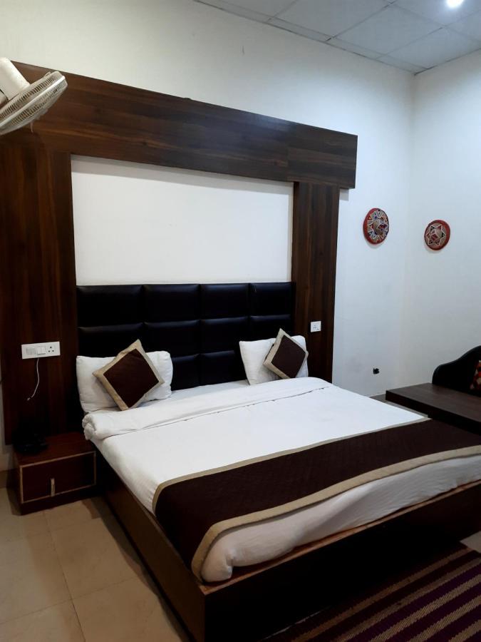 Hotel Green Park Nainital Exteriér fotografie